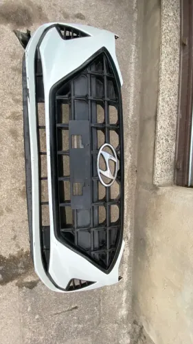 Para-choque dianteiro branco Hyundai HB20 (2020, 2021, 2022, 2023