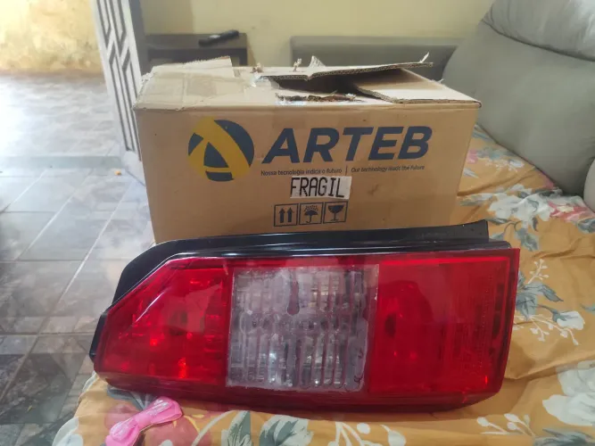 Lanterna Fiat Idea 2009 arteb original novo nunca usado