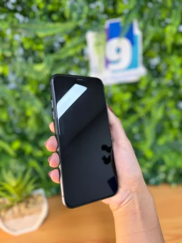 iPhone 11 Preto 128GB 75% saúde da bateria Sem caixa Seminovo (3 meses de garantia