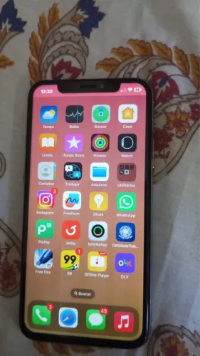iPhone XS