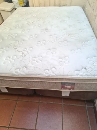 Box bipartido queen e colchão molas ensacadas epeda tecnologia EUA 1.58x1.98