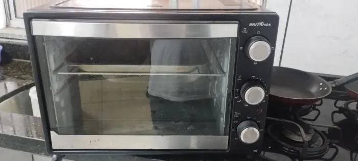 FORNO ELÉTRICO BRITANIA