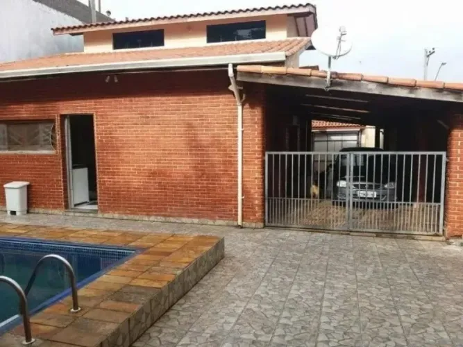 Sobrado à venda no Éden, em Sorocaba-SP.