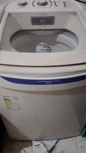 Vendo máquina de lavar de 15 kilos 