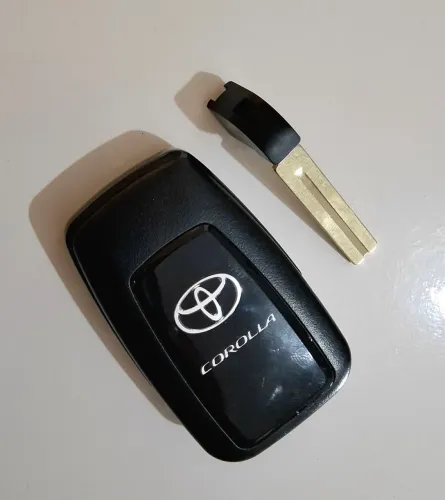 Chave Presença Corolla 2020 á 2024.