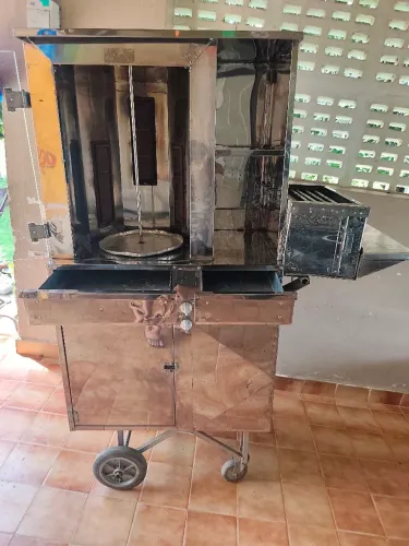 Carrinho de Churrasco Grego em Aço Inox Completo - Pronto para Trabalhar!