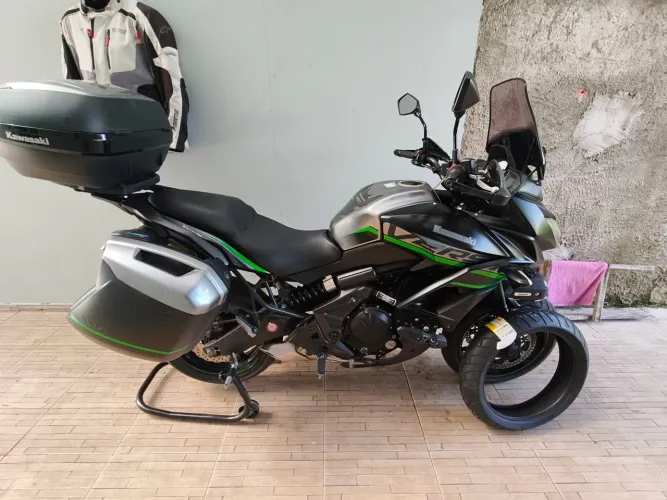 OPORTUNIDADE Kawasaki Versys 650 - Equipada, Impecável e Pronta para Viajar!