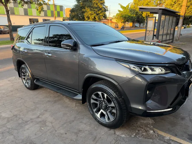 Toyota Hilux SW4 Diamond 2.8 TB 4X4 Die. Aut. 2022