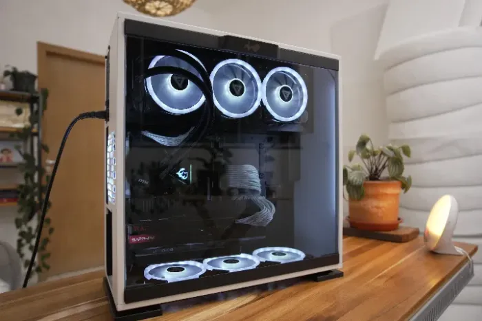 PC Gamer 5800X3D + AMD RX 7800xt 16gb