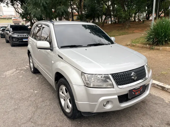 Suzuki Grand Vitara 2.0 16V 4x2/4x4 5P Aut. 2012