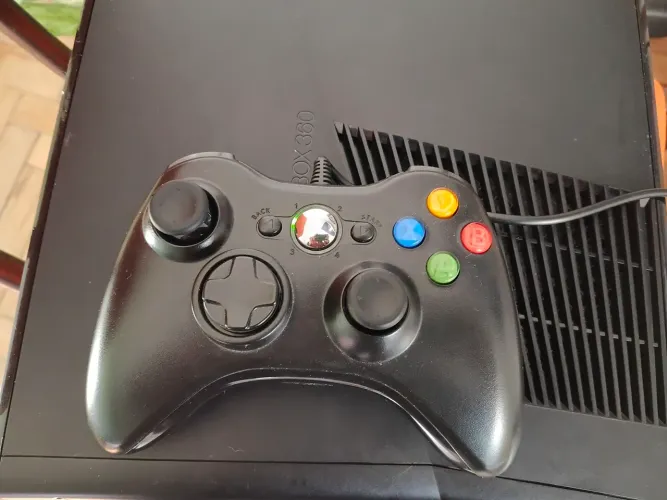 Xbox 360 RGH ( Aurora +Freestyle)