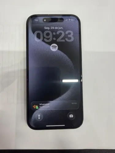 iPhone 15 128GB