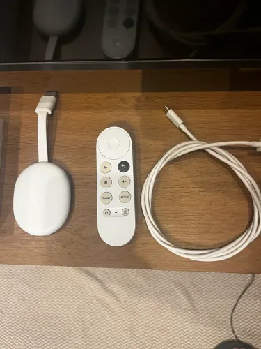 Crimecast com Google TV semi-novo