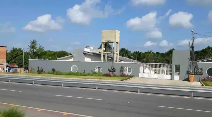 CASA A VENDA EM SALINAS, PRÓXIMA A PRAIA DO ATALAIA, 3 SUÍTES