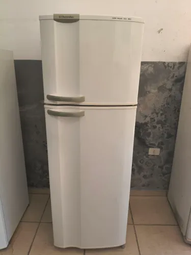 Geladeira Eletrolux DC41