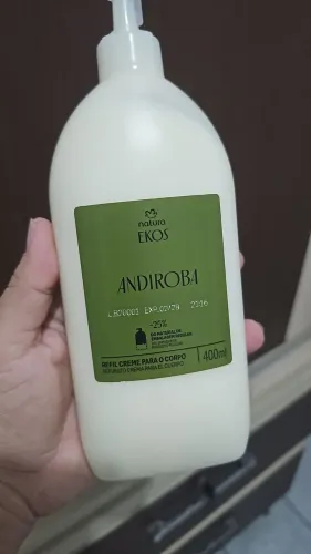 Refil hidratante Natura Ekos Castanha e Andiroba