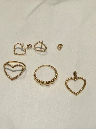 Conjunto super luxo em ouro 18 750, 2 anéis, brinco e pingente padrão vivara 