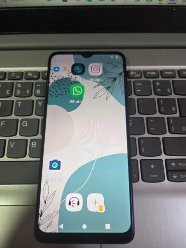 Celular Motorola e22