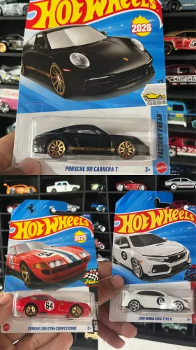 Vendo lote com 7 hotwheels