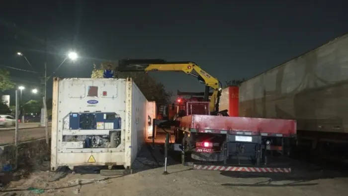 Venda e Locação de Container Refrigerado .