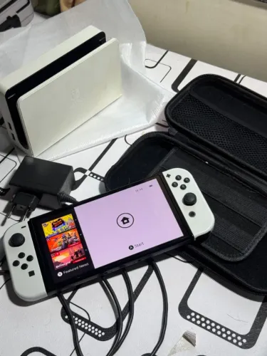 Nintendo Switch OLED branco