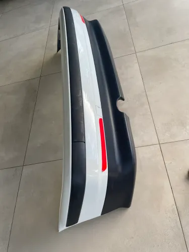 Pára-choque bmw 318ti E 36 