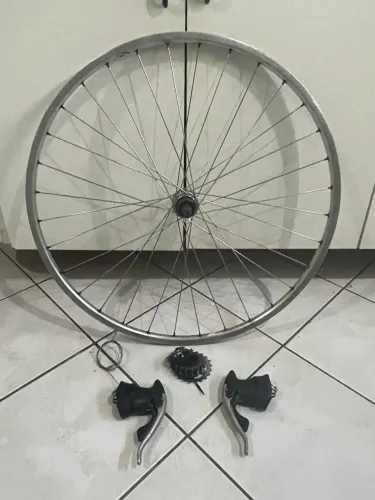 STI+RODA+K7 CAMPAGNOLO 8V