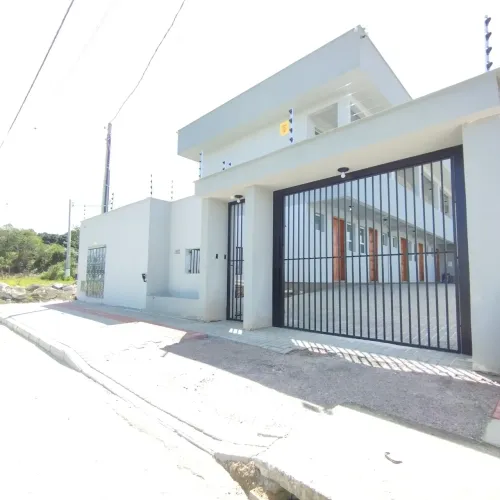 kitnet Nova com Varanda e Vista para a Natureza a menos de 05 minutos do Shopping