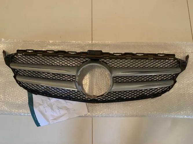 Grade Frontal Mercedes C180/C200 2015/2016