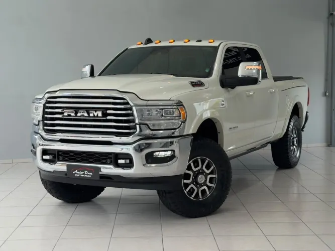 Ram 3500 Limited Longhorn 6.7 TB CD Diesel 2023