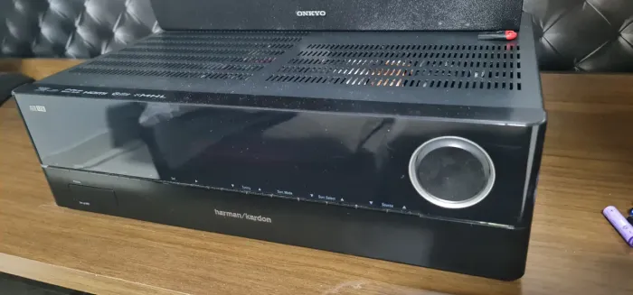 Receiver HARMAN KARDON 1710 TOP.