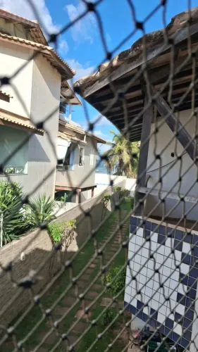 Praia do Flamengo casa duplex, 3/4, suíte , varanda, amplo - pé na areia