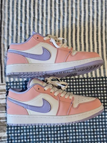 Tênis Nike Air Jordan 1 Low Rosa
