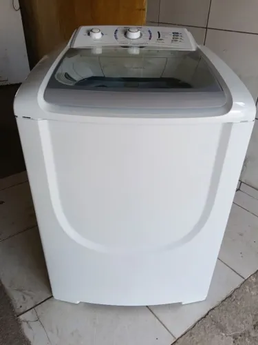 Máquina Lavar Eletrolux 13 kilos Novinha