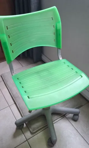 Aparador/cadeira