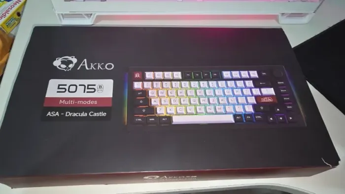 Teclado Mecânico Akko 5075B Plus ASA Dracula Castle ? Completo na Caixa