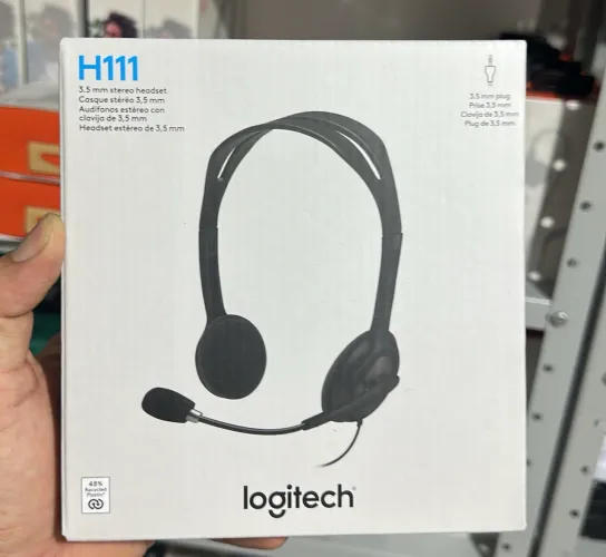 Headset Logitech H111 com fio - Cinza