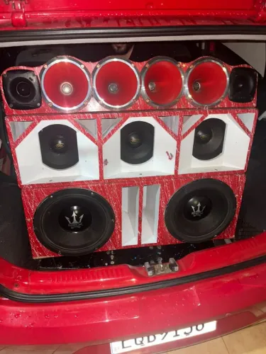 Som automotivo completo