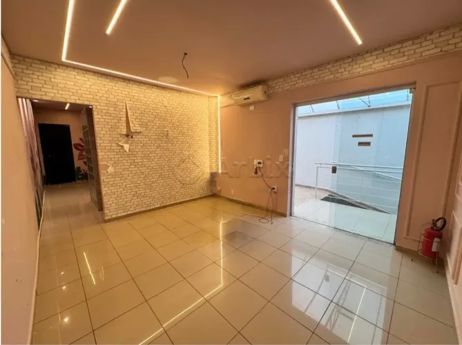 Casa comercial à venda e para alugar no bairro Jardim Proença em Campinas/SP