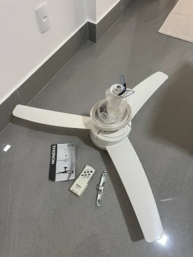 Ventilador de Teto Mondial Maxi Air - 110/120V COM CONTROLE
