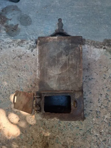 Caixa de correio antiga de ferro fundido ótima para Colecionador 