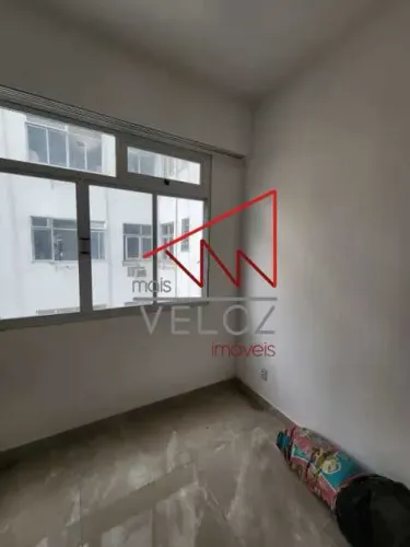 Kitnet/Conjugado - / Residencial / Centro