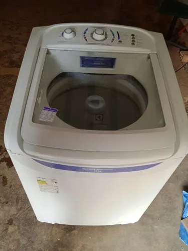 Máquina de lavar Electrolux 15 kg