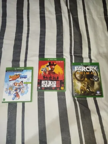 TRÊS JOGOS ORIGINAIS XBOX ONE POR 120