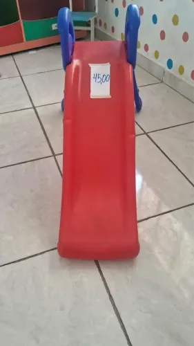 Escorregador Infantil
