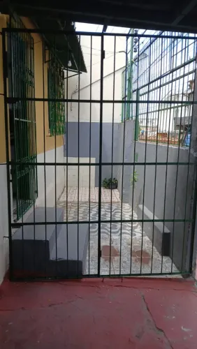 Portão de ferro