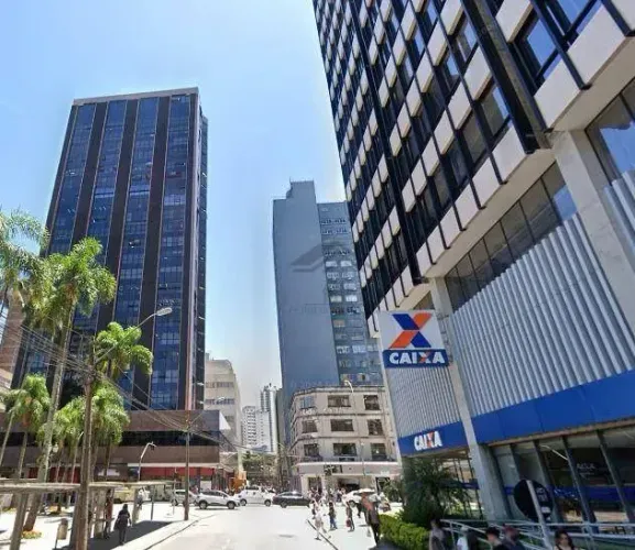 Sala Comercial 120m² no Centro de Curitiba 15º Andar, Vista da Cidade, Parcelamento Diret