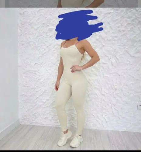 Macacão fitness.comprei mas nunca foi usado
