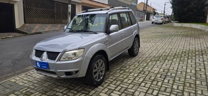 Mitsubishi Pajero TR4 2.0 Flex 16V 4X2 Aut. 2012