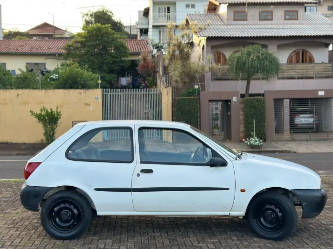 Ford Fiesta 1.0i 3P E 5P 1997